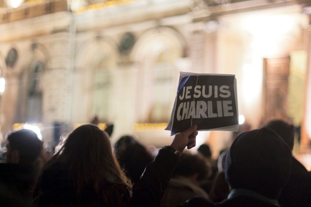 Lyon, place des Terreaux, le 7 janvier 2015 – Hommage à Charlie Hebdo © Tim Douet