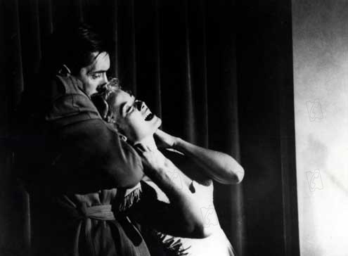Anthony Dawson et Grace Kelly dans “Le crime était presque parfait”, d’Alfred Hitchcock © DR
