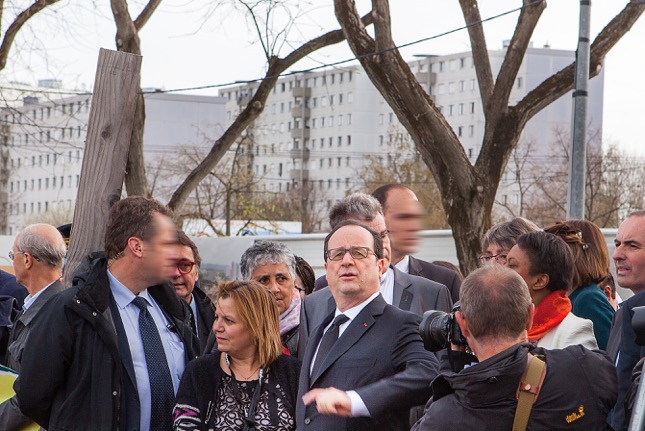 Francois Hollande Vaulx en Velin ()
