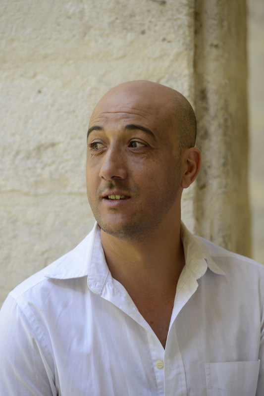 L’auteur et metteur en scène Nasser Djemaï © Luc Jennepin