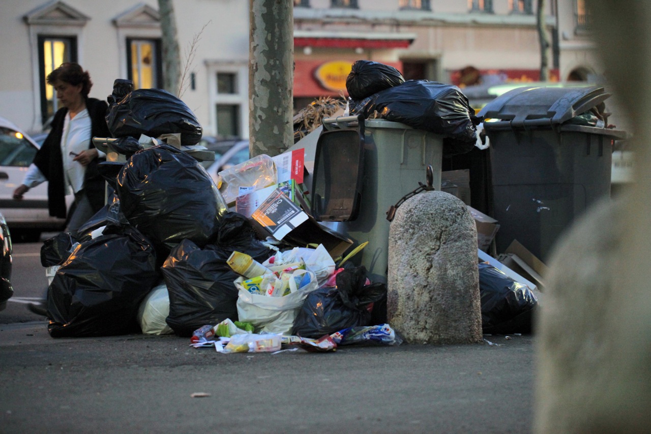greves des eboueurs Poubelle © TD_0008 () greves des eboueurs Poubelle © TD_0008 ()