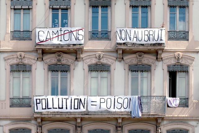 Pollution a perrache © Tim Douet_059 () Pollution a perrache © Tim Douet_059 ()