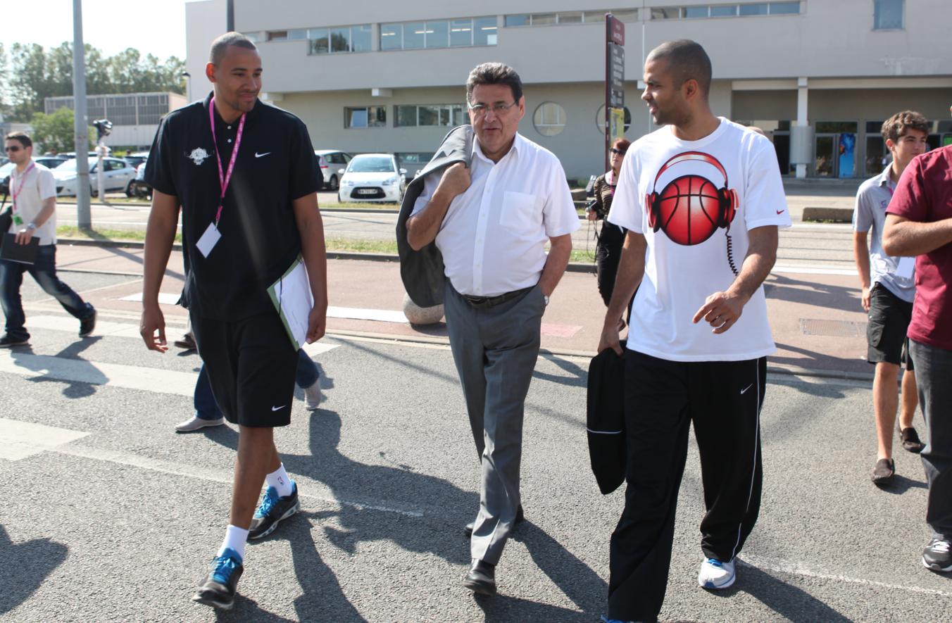 camp TP g michallet 2 villeurbanne_1352x885 () camp TP g michallet 2 villeurbanne_1352x885 ()