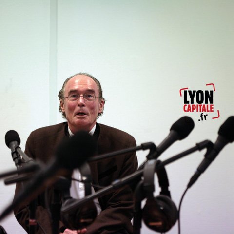 Denis Trouxe © Tim Douet () Denis Trouxe © Tim Douet ()