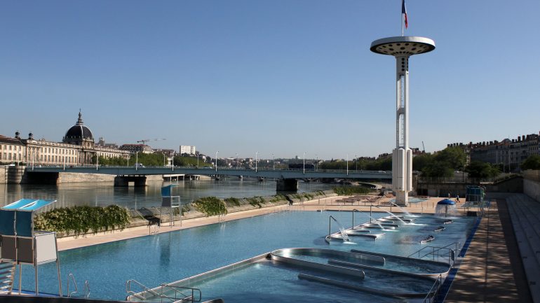 La Ville de Lyon rehausse la température de l'eau de ses piscines