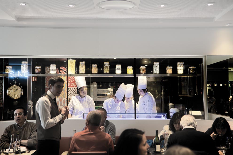L'institut Paul Bocuse be copie () L'institut Paul Bocuse be copie ()