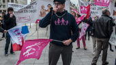 Manif-contre-le-mariage-pour-tous-a-l-occasion-de-l-ouverture-des-debats-au-Senat_image-gauche