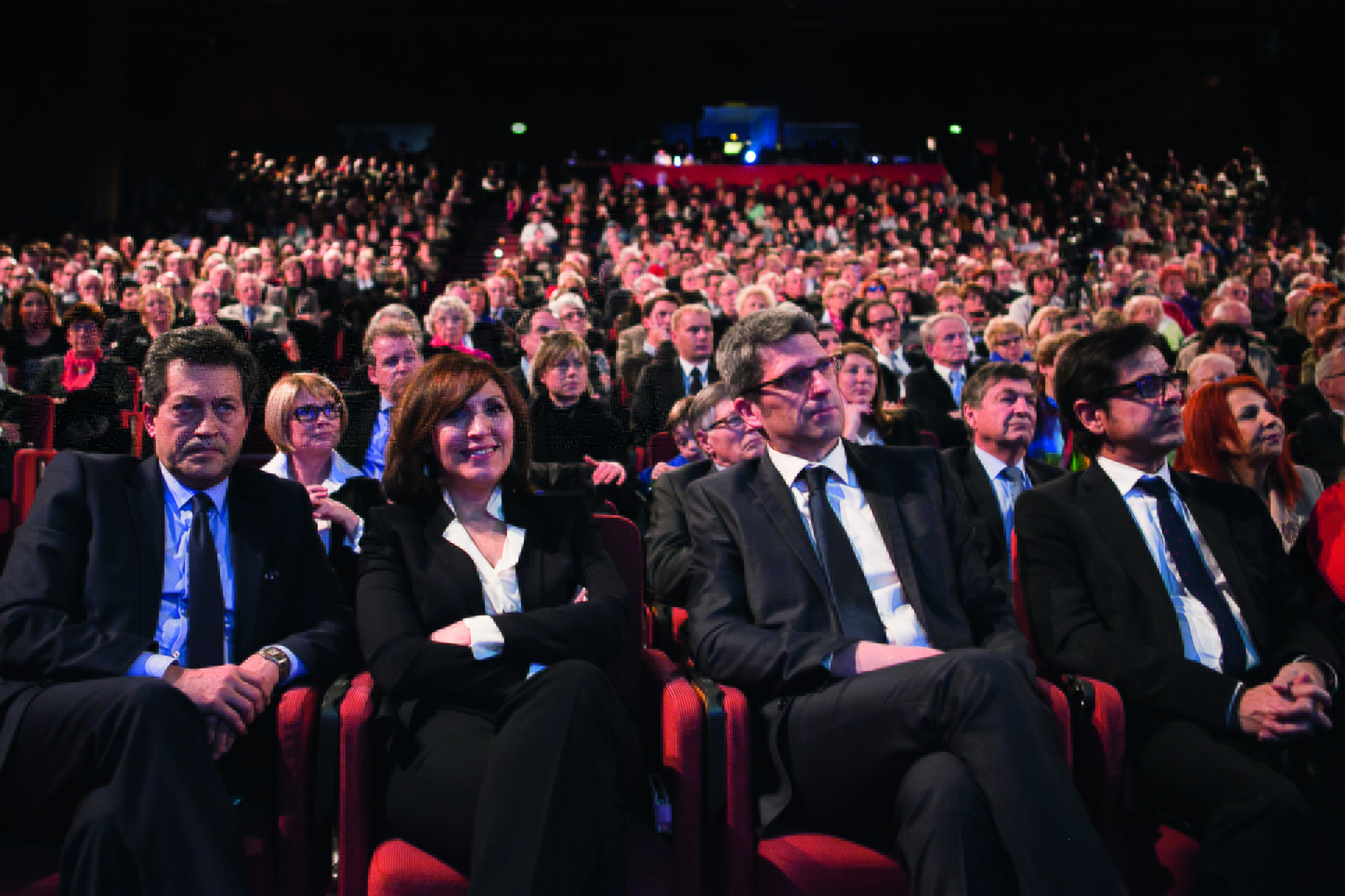 Meeting Havard 2014 © Tim Douet_207 () Meeting Havard 2014 © Tim Douet_207 ()