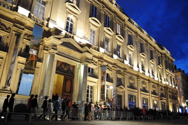facade du musee vue place des terreaux de nuit_muriel chaulet