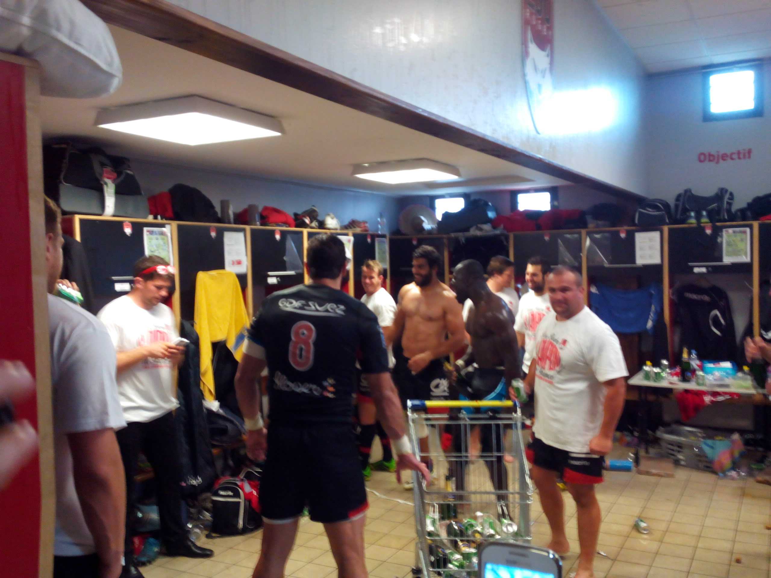 LOU Rugby () LOU Rugby ()