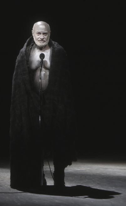 Jean-Marc Avocat dans “Mon traître”, mise en scène d’Emmanuel Meirieu © Mario del Curto