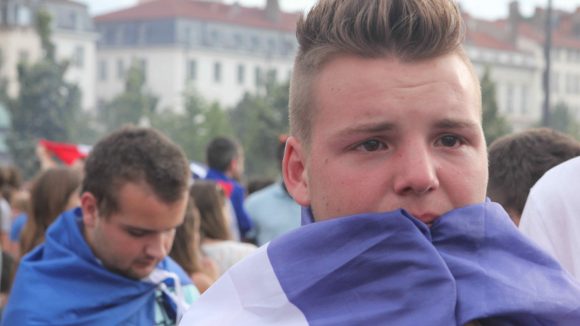 supporter triste france allemagne bellecour