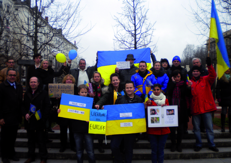 Manifestation en soutien au peuple ukrainien, place Antonin Poncet, le 26 janvier 2014.