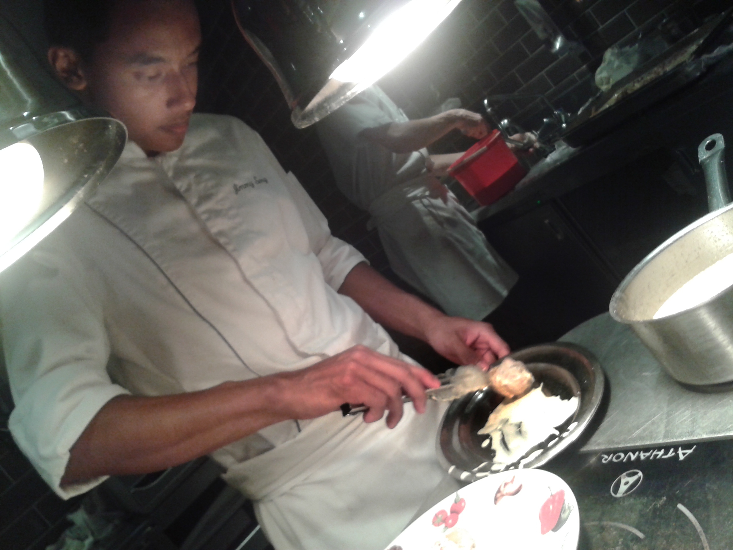 Jimmy Seng, chef du rstaurant Le Splendid Jimmy Seng, chef du rstaurant Le Splendid