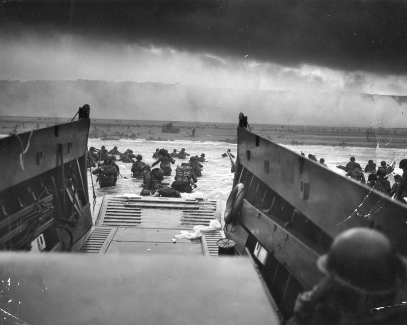 Omaha Beach, 6 septembre 1944 © Collection Nara