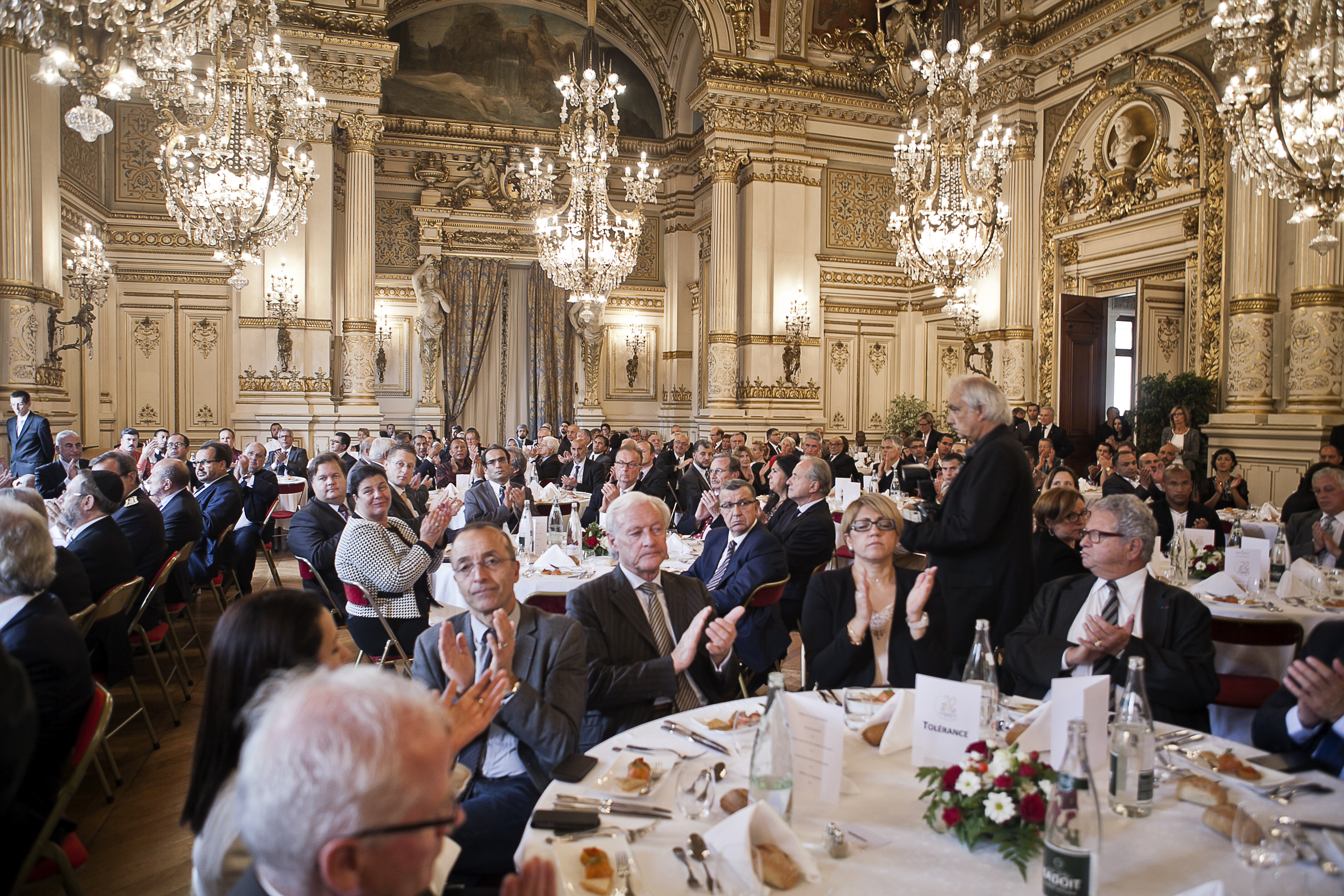 Bernard Cazeneuve 20 ans de la mosqué de Lyon © Tim Douet_0273 () Bernard Cazeneuve 20 ans de la mosqué de Lyon © Tim Douet_0273 ()
