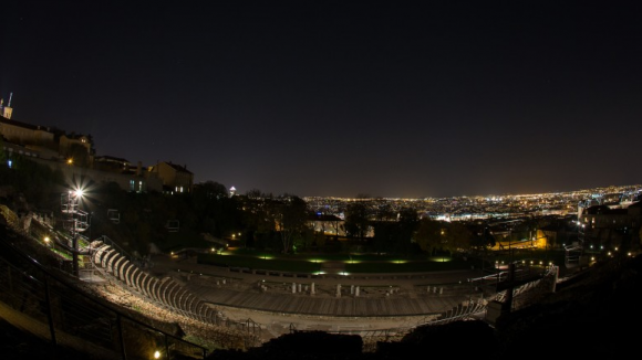 Lyon Urban Trail by night