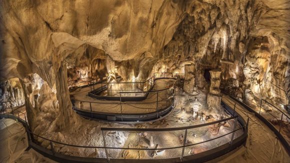 Grotte Chauvet réplique