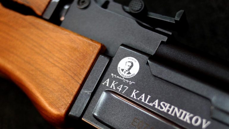 1, 2, 3, 4, 5, etc ... - Page 3 567062-ez-Kalashnikov-AK47-770x433