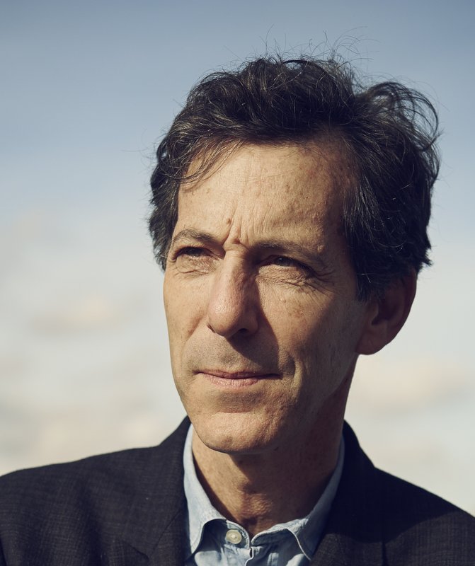 Ralph Rugoff, commissaire de la Biennale d’art contemporain de Lyon 2015 © Jasper Clarke Ralph Rugoff, commissaire de la Biennale d’art contemporain de Lyon 2015 © Jasper Clarke
