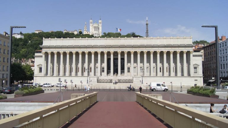 Palais de justice 24 Colonnes