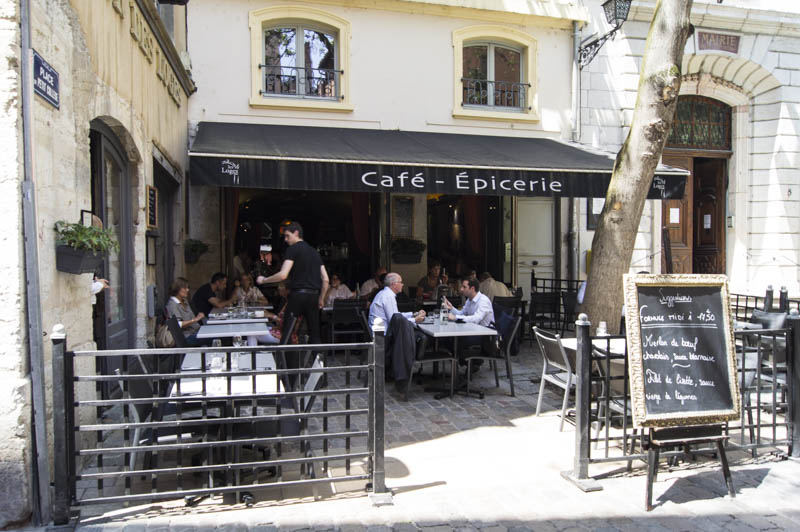 café épicerie des loges