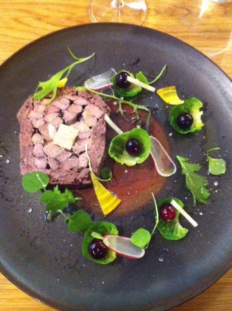 Atelier des Augustins – Terrine de sanglier et de biche, pickles de cranberries © GL Atelier des Augustins – Terrine de sanglier et de biche, pickles de cranberries © GL