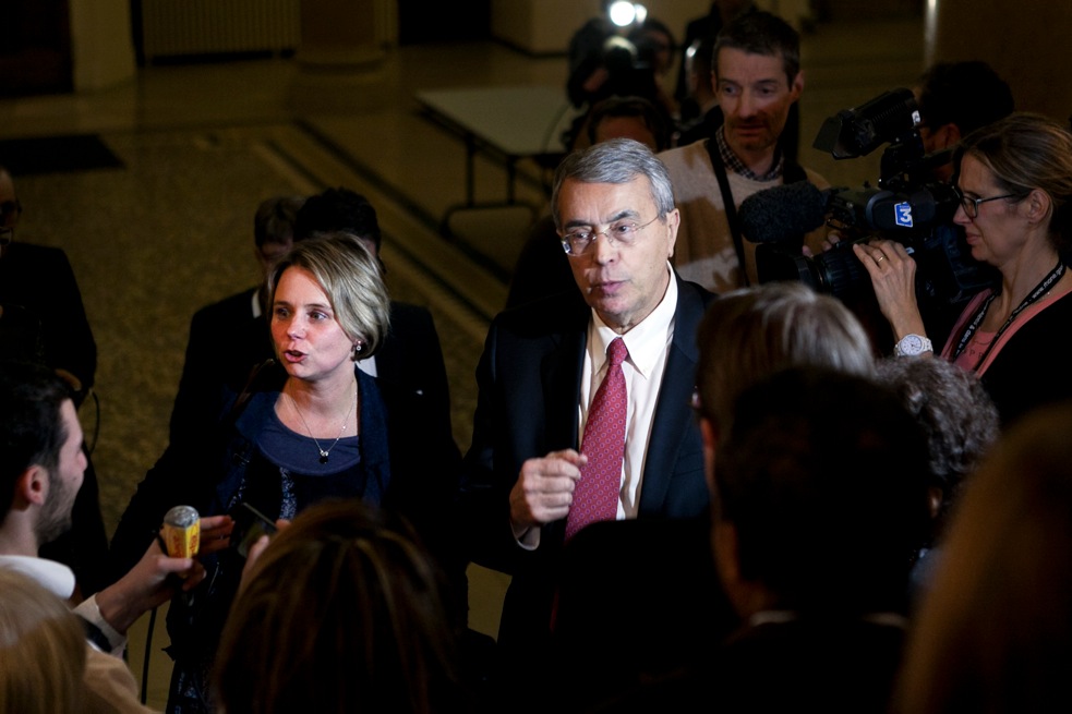 Cécile Cukierman (PC) et Jean-Jack Queyranne à la préfecture, le soir du premier tour des élections régionales 2015 © Tim Douet