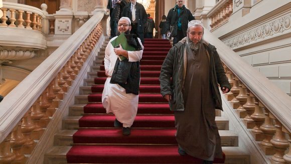 Imams à la préfecture