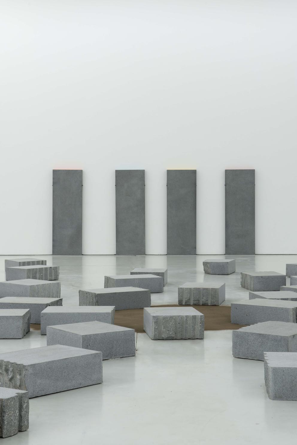 Giovanni Anselmo – Vue de l’exposition © Yves Bresson / Musée d’Art moderne et contemporain de St-Étienne Giovanni Anselmo – Vue de l’exposition © Yves Bresson / Musée d’Art moderne et contemporain de St-Étienne