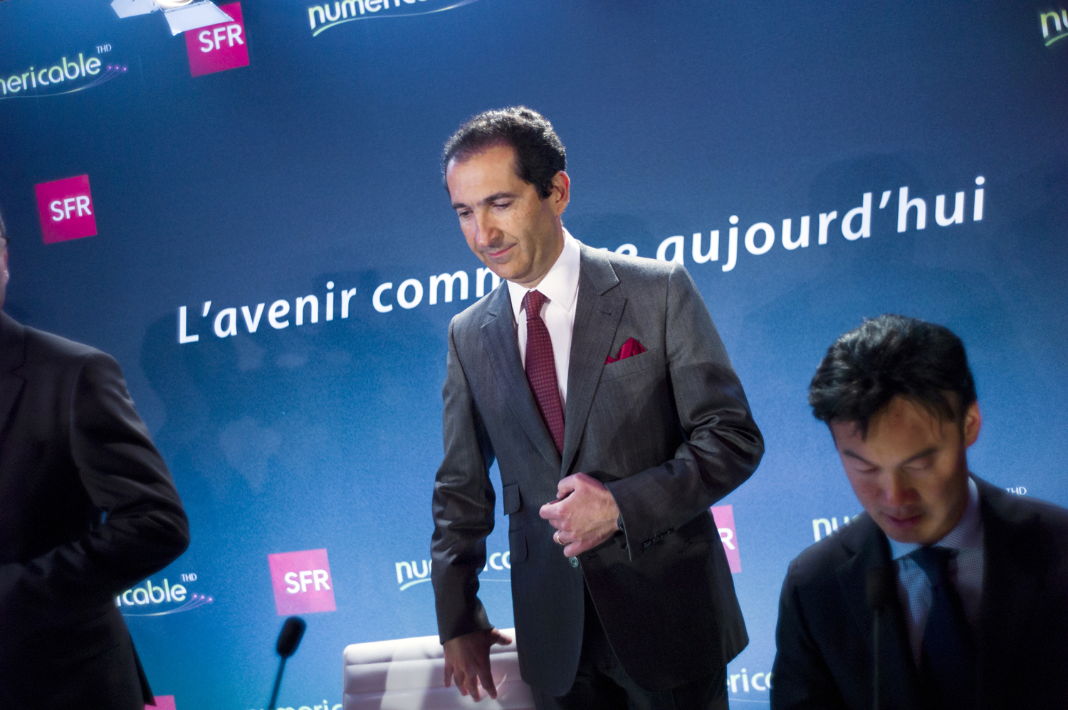 Patrick Drahi () Patrick Drahi ()
