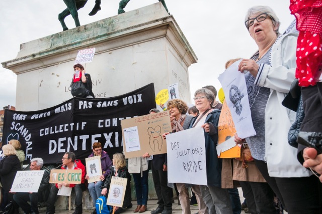 Dentexia manifestation lyon mai 2016 () Dentexia manifestation lyon mai 2016 ()