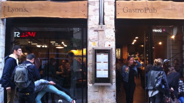 lyon's Gastro Pub