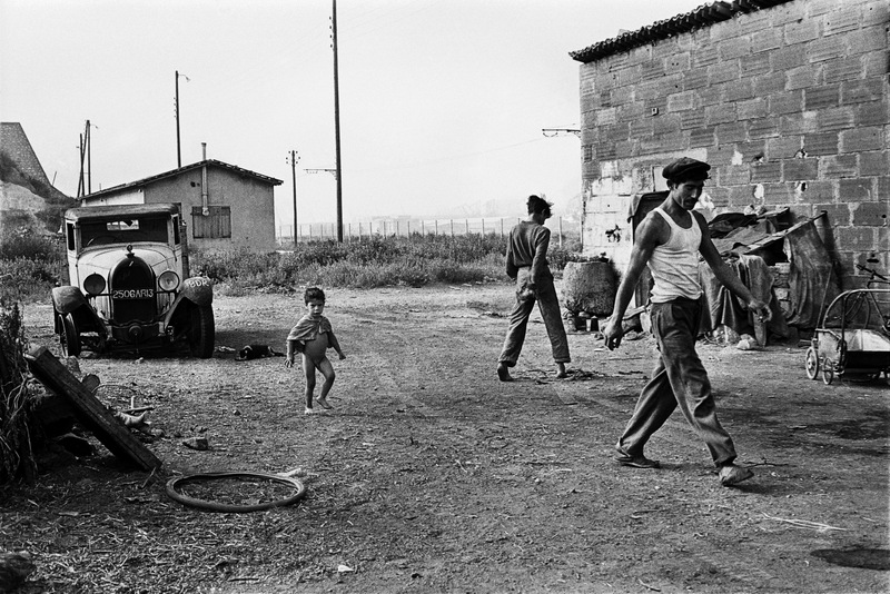 Gitans vers Marseille, 1958. Série Gitans vers Marseille, 1958. Série