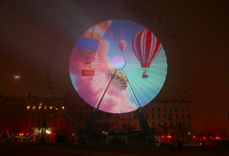 Fête des lumières 2016 – La grande roue place Bellecour © Elise Anne