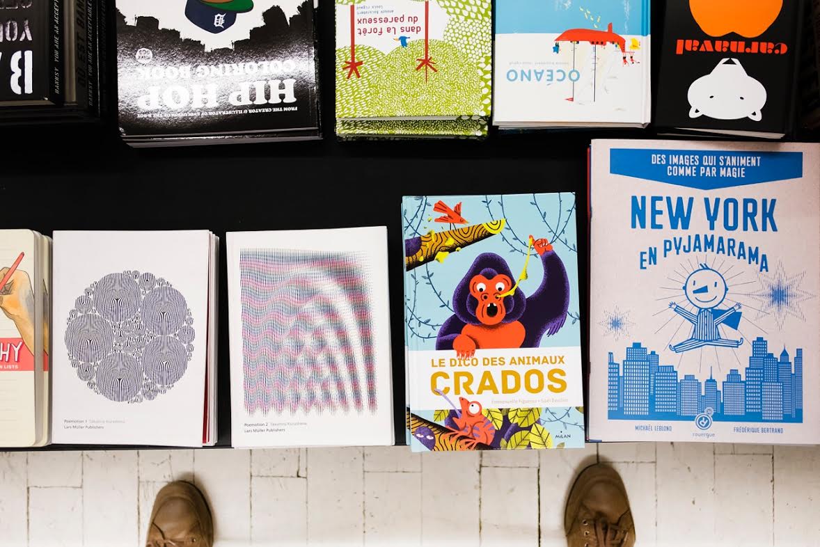 Livres chez Datta © Tim Douet Livres chez Datta © Tim Douet