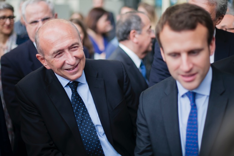 Gérard Collomb () Gérard Collomb ()