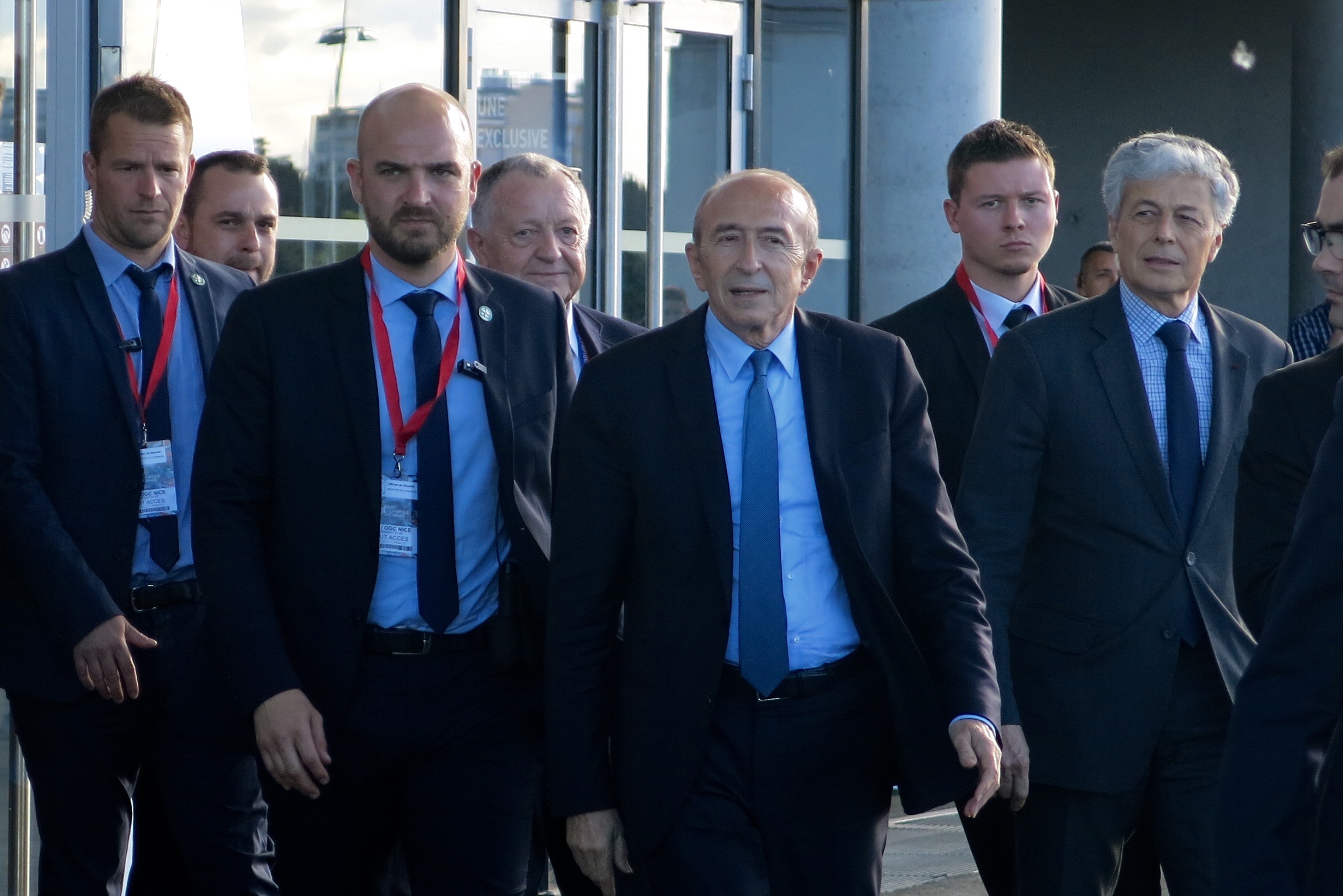Gérard Collomb visite le grand stade comme ministre de l'Intérieur
