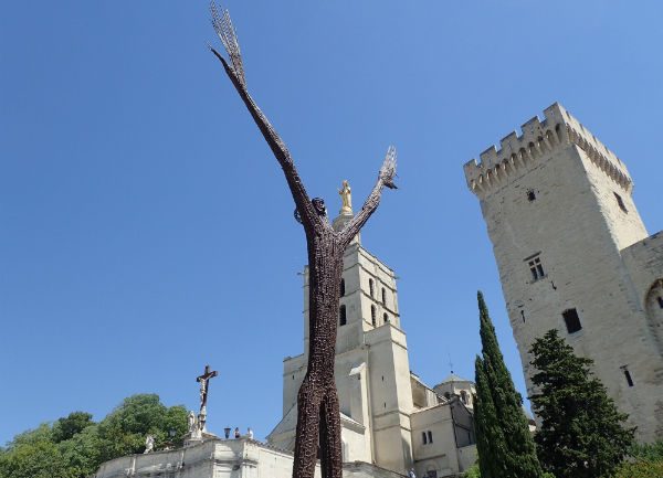 Ndary Lo sculpture Avignon