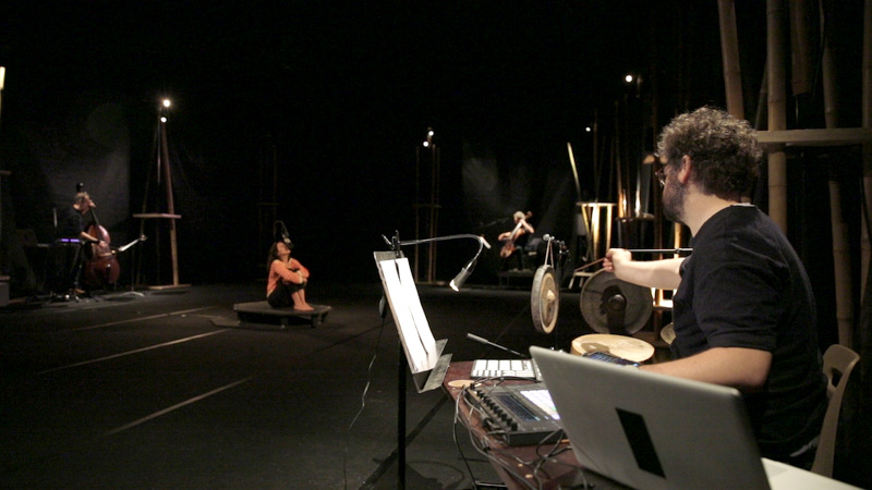 “Je suis la bête”, de Pierre Badaroux © Victor Moati (photo de répétition) “Je suis la bête”, de Pierre Badaroux © Victor Moati (photo de répétition)