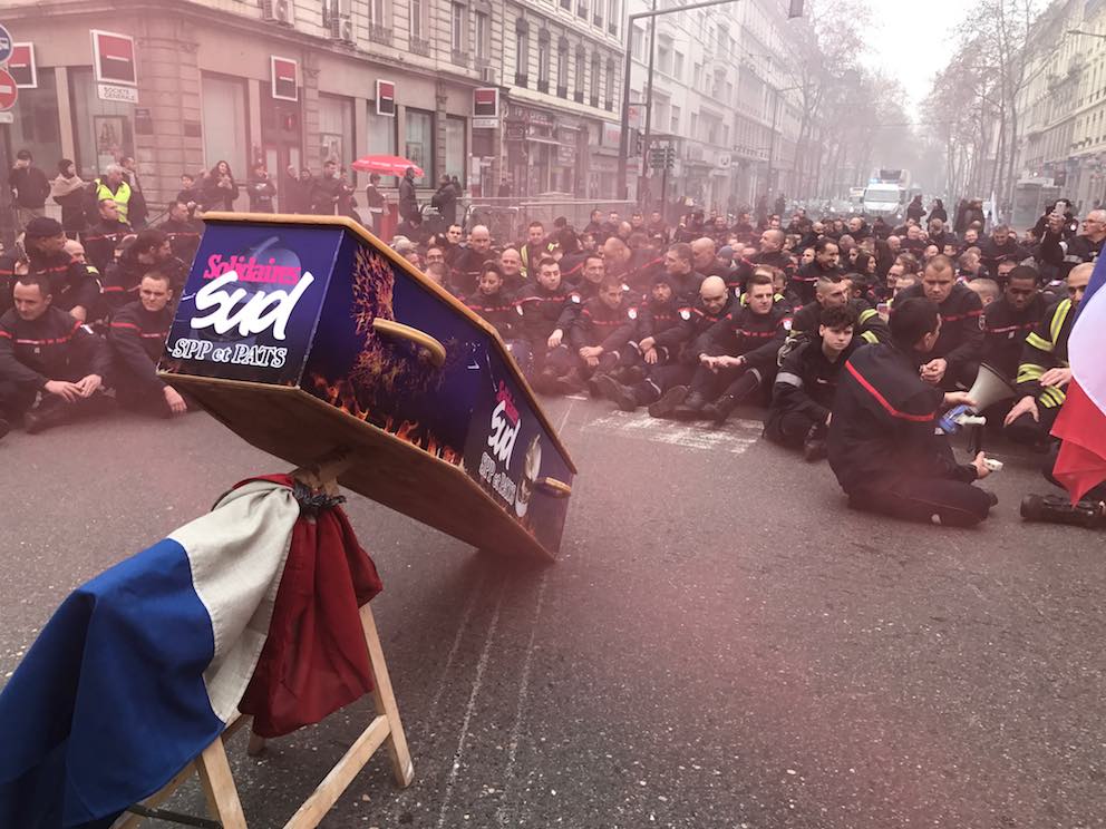 Manifestation de pompiers à Lyon le 8 janvier 2018 @Arthur Brenac