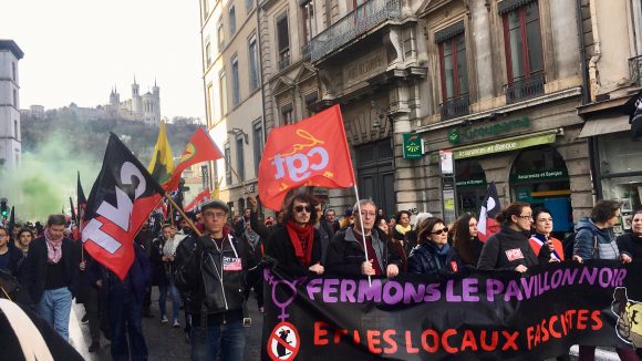 Manifestation antifasciste contre le bastion social