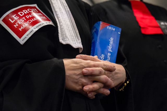Les magistrats sont en grève. Les magistrats sont en grève.