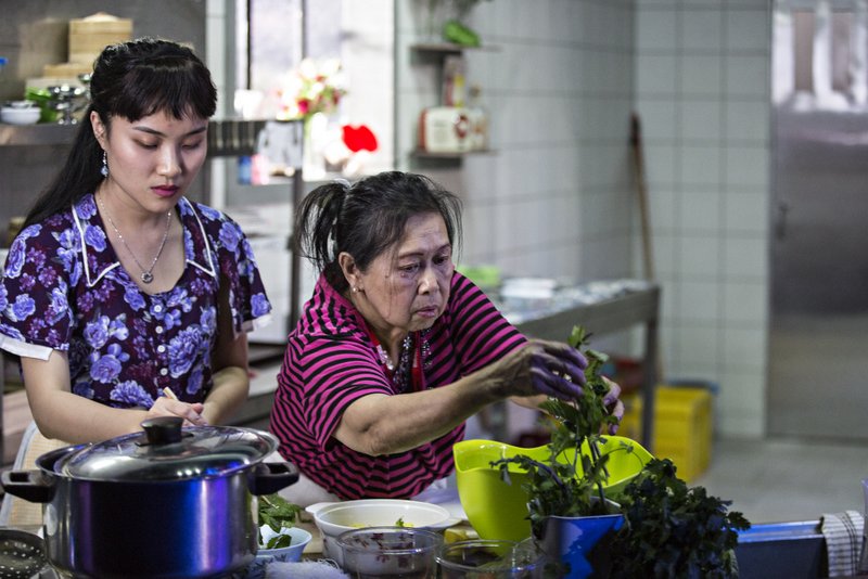 Saigon, de Caroline Guiela Nguyen © Jean-Louis Fernandez