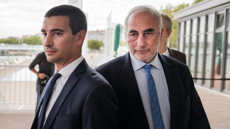 Yann Cucherat, avec le maire de Lyon, Georges Képénékian, en septembre 2017 © Tim Douet