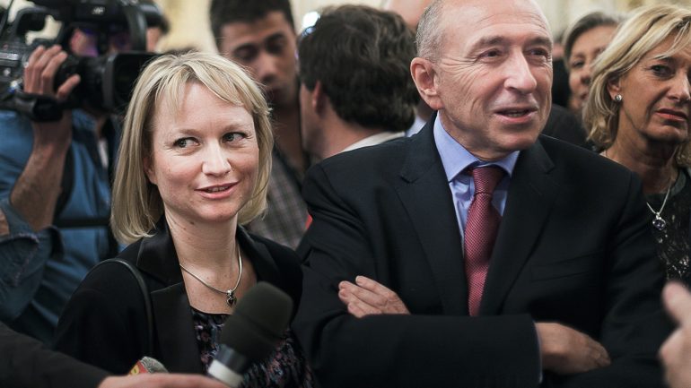 Caroline et Gérard Collomb, dans les salons de la préfecture, en mars 2014 © Tim Douet