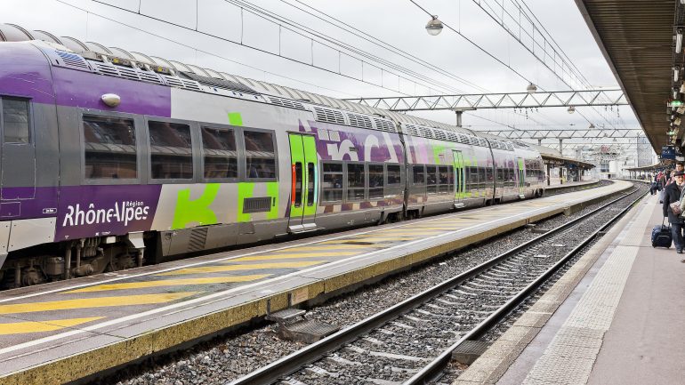 Gare SNCF TER Lyon TGV