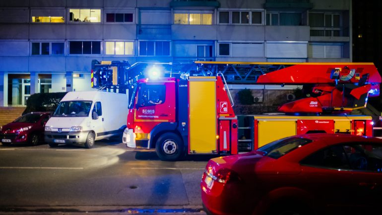 Lyon Un Bar Des Pentes De La Croix Rousse A Pris Feu Cette Nuit