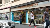 Boutique de produits africains à la Guillotière (Lyon 7e) © Tim Douet