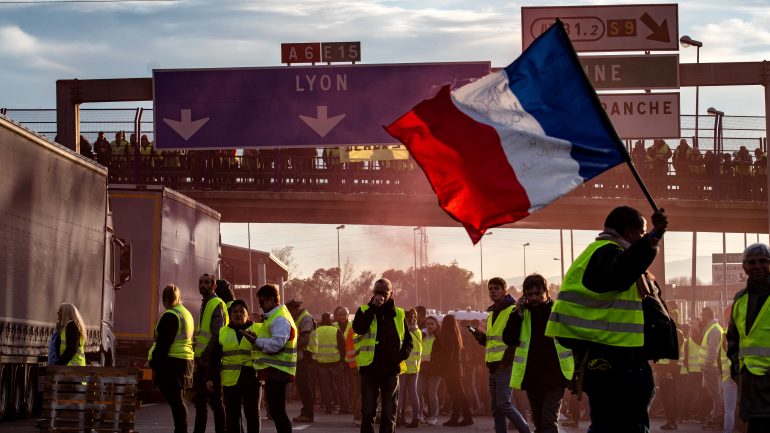 Les Blocages Gilets Jaunes à Villefranche Et Dans Le Rhône